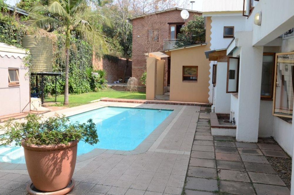 My Travelution - Travel Club - Bed & Breakfast in Hatfield