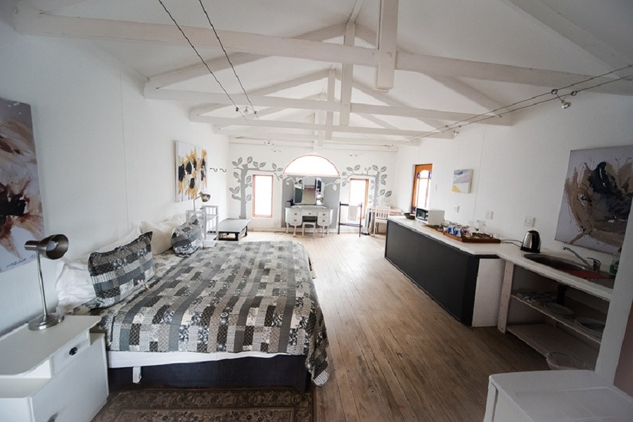 My Travelution - Travel Club - 278 Luxury Accommodation- Sapphire Suite