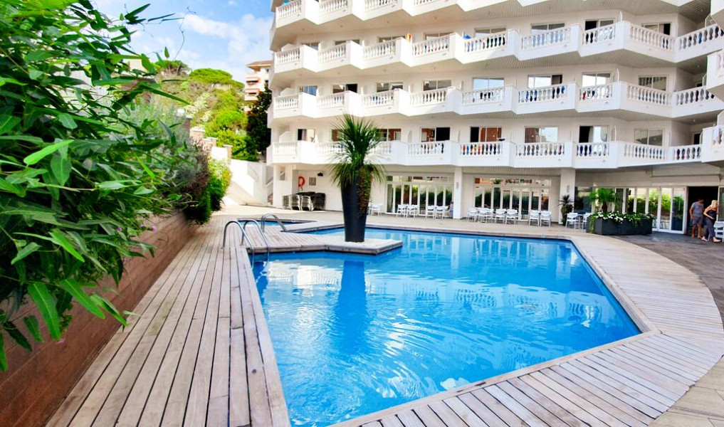 My Travelution - Travel Club - Hotel Bernat II