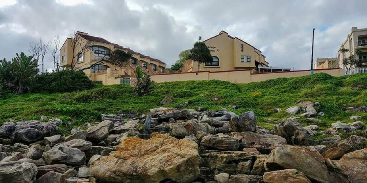 My Travelution - Travel Club - Uvongo cabanas 5A