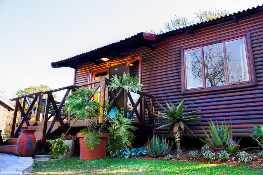 My Travelution - Travel Club - The Cabin at Mulberry Place- Mulberry House