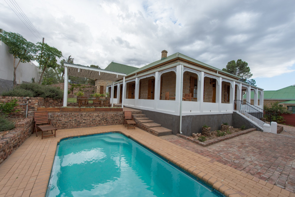 My Travelution - Travel Club - Ravenscliff White House
