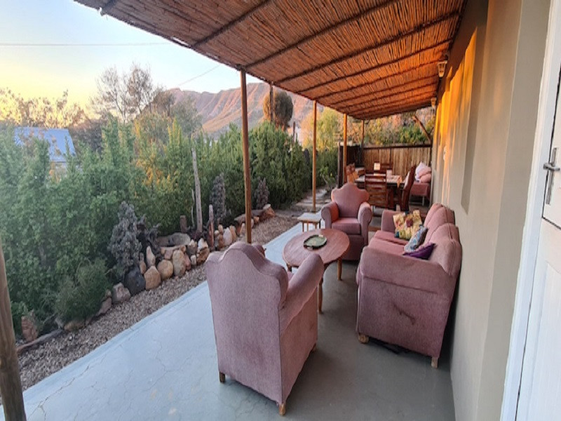 My Travelution - Travel Club - The Karoo Prinia