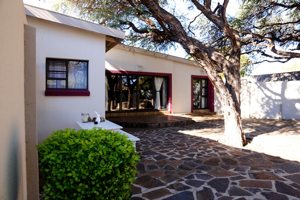 My Travelution - Travel Club - The Hedge Guesthouse