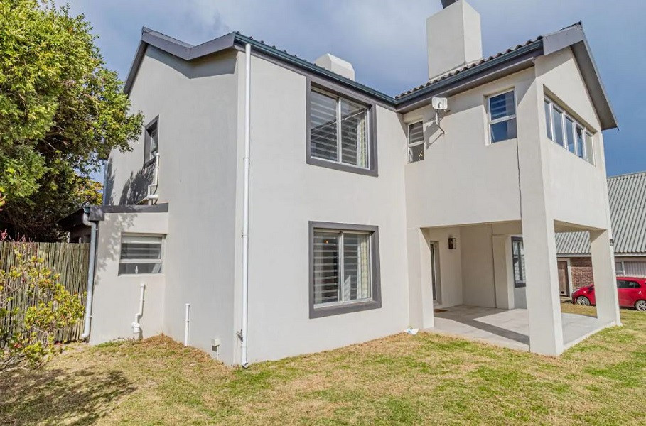My Travelution - Travel Club - Pringle Bay Beach House