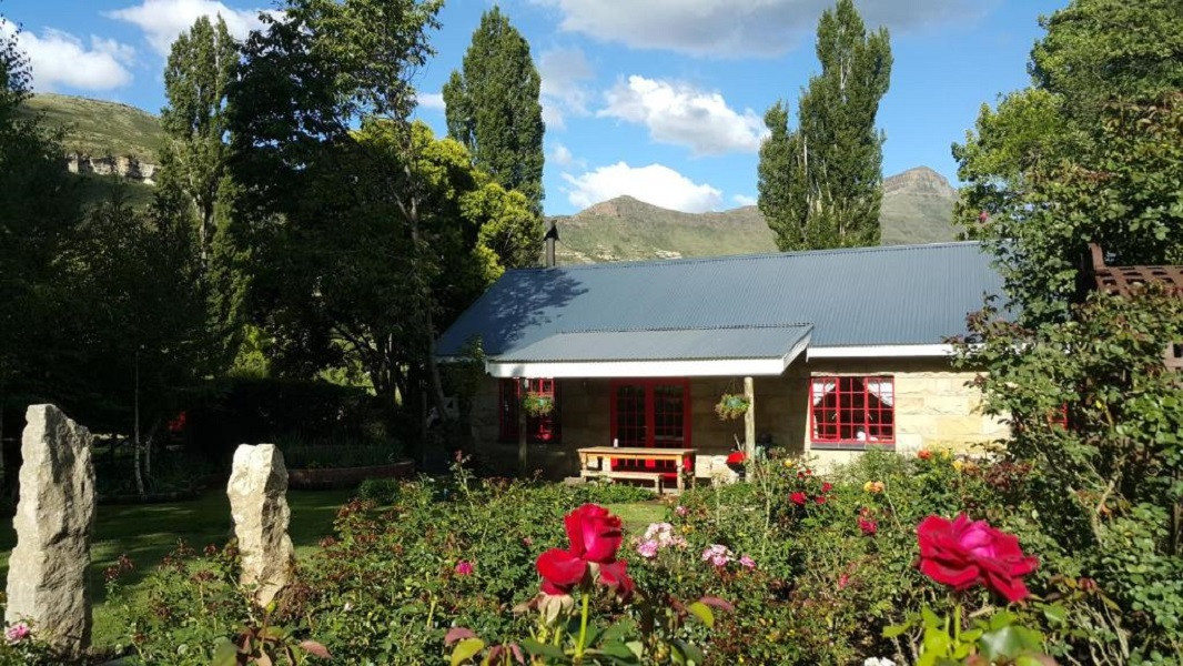 My Travelution - Travel Club - Periwinkle Grove Cottage