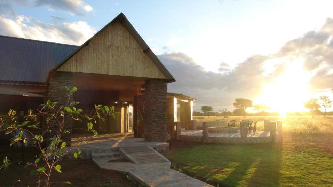 My Travelution - Travel Club - Africa Awaits Lodge