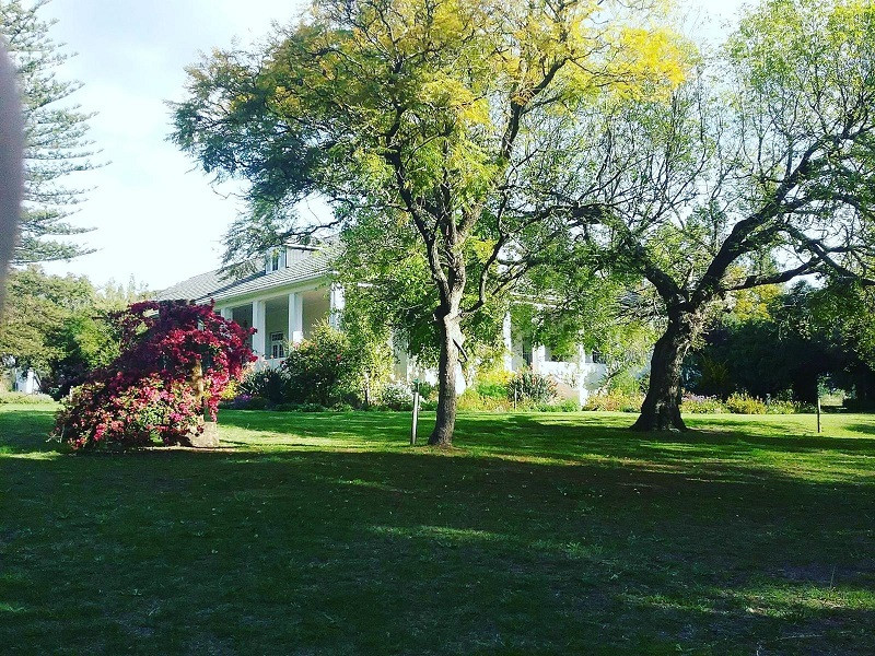 My Travelution - Travel Club - Strathbreede House and Strathbreede Cottage