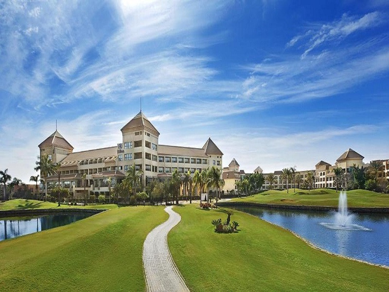 My Travelution - Travel Club - Hilton Pyramids Golf