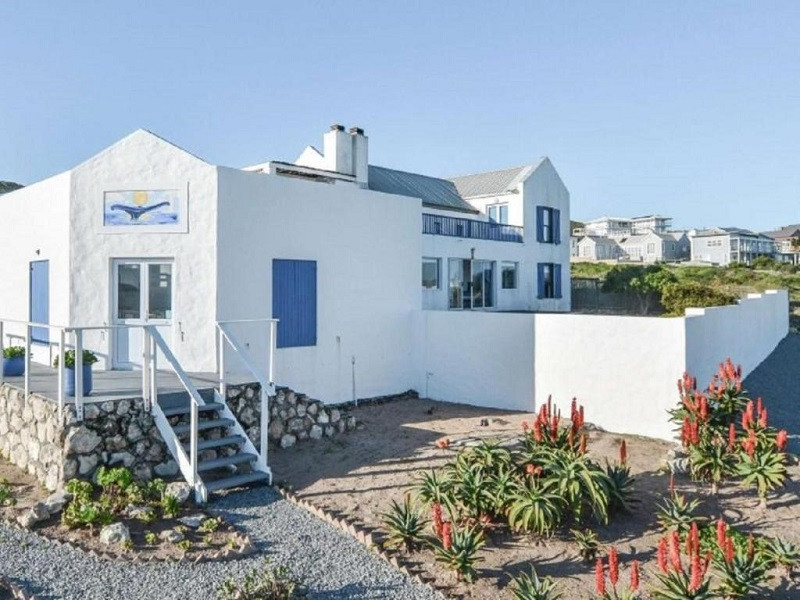 My Travelution - Travel Club - Whale Tale Beach House