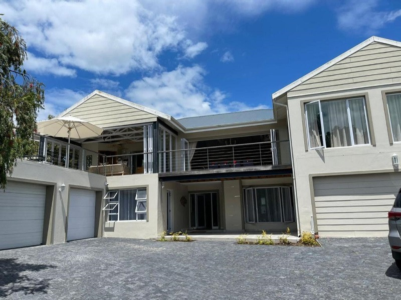 My Travelution - Travel Club - Villa du Soleil Plettenberg Bay