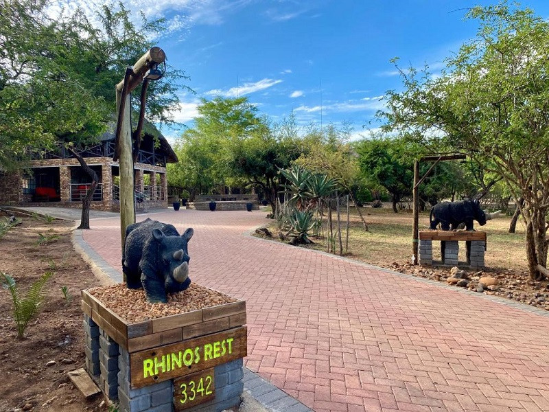 My Travelution - Travel Club - Utopia in Africa-Rhinos Rest