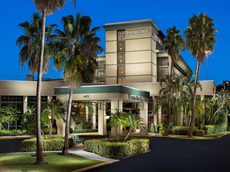 My Travelution - Travel Club - DoubleTree by Hilton Palm Beach Gardens