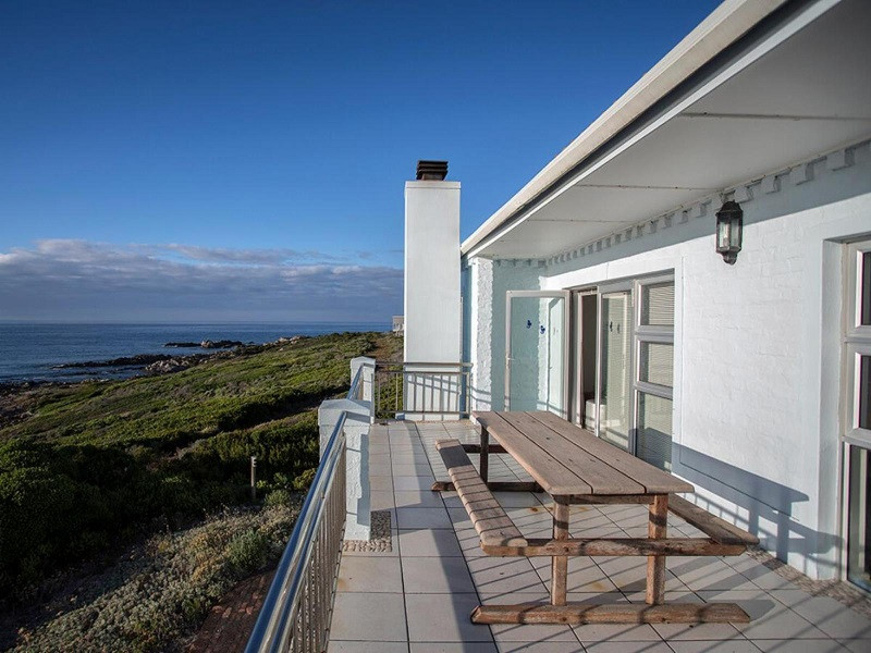 My Travelution - Travel Club - Gansbaai Accomodation