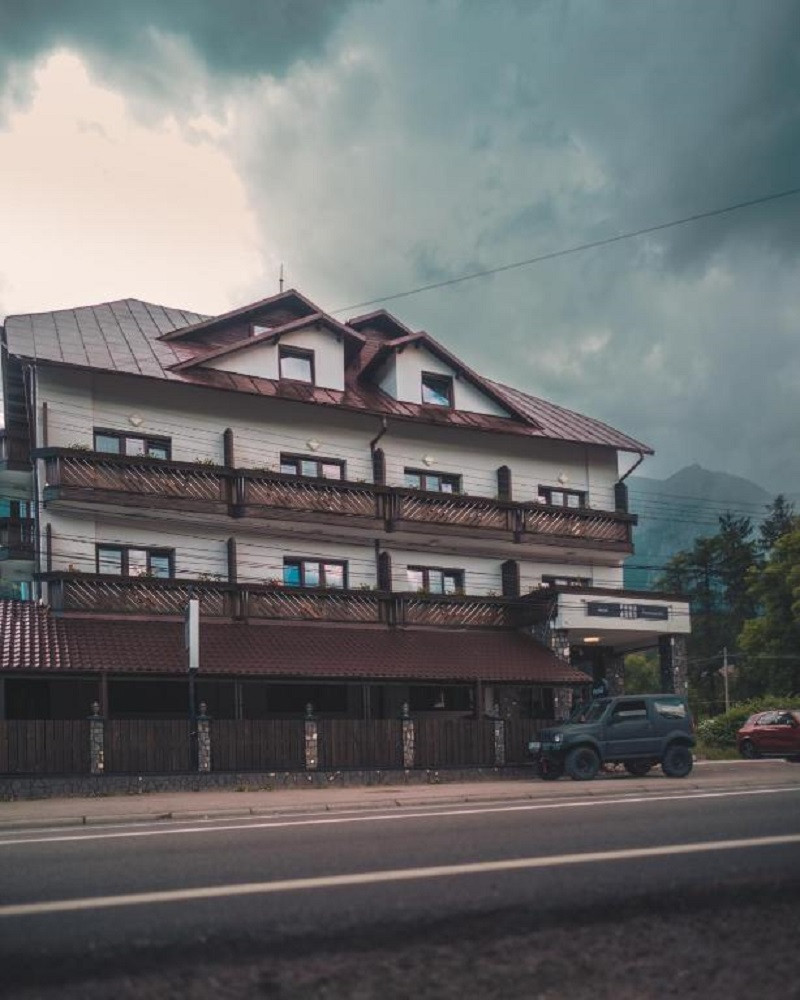 My Travelution - Travel Club - Suru Hotel & Restaurant