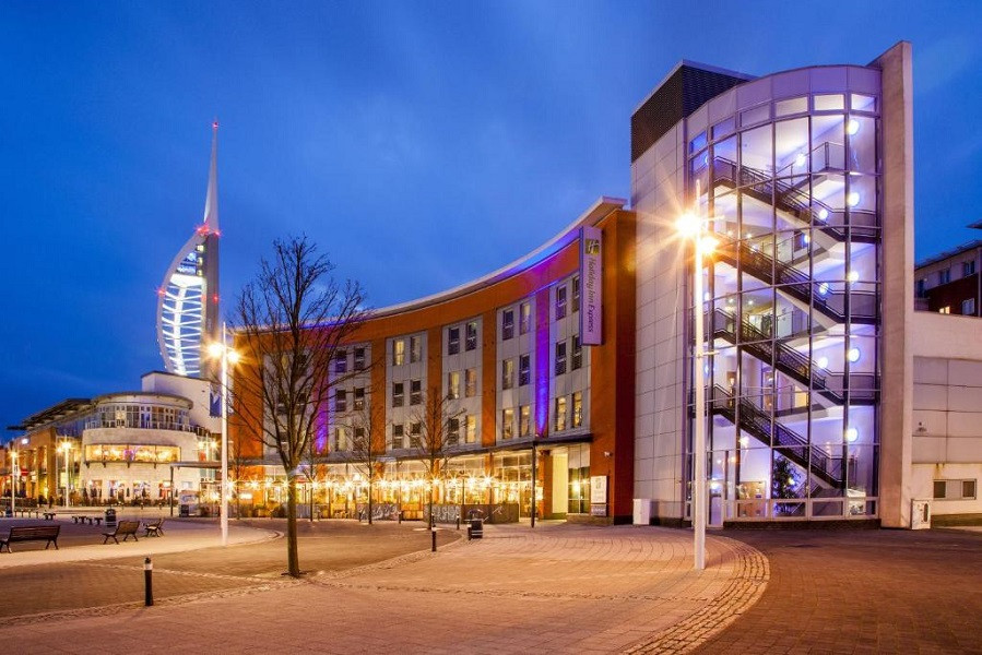 My Travelution - Travel Club - Holiday Inn Express Portsmouth Gunwharf Quays
