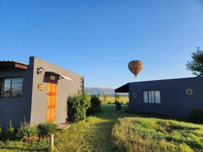 My Travelution - Travel Club - Magalies River Cottages