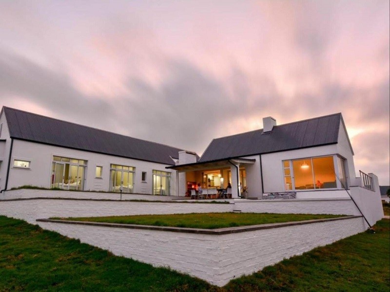 My Travelution - Travel Club - Irish Corner St Francis Bay