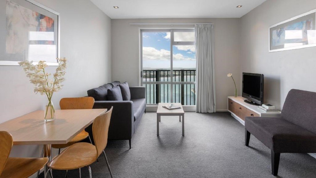 My Travelution - Travel Club - Auckland Harbour Suites