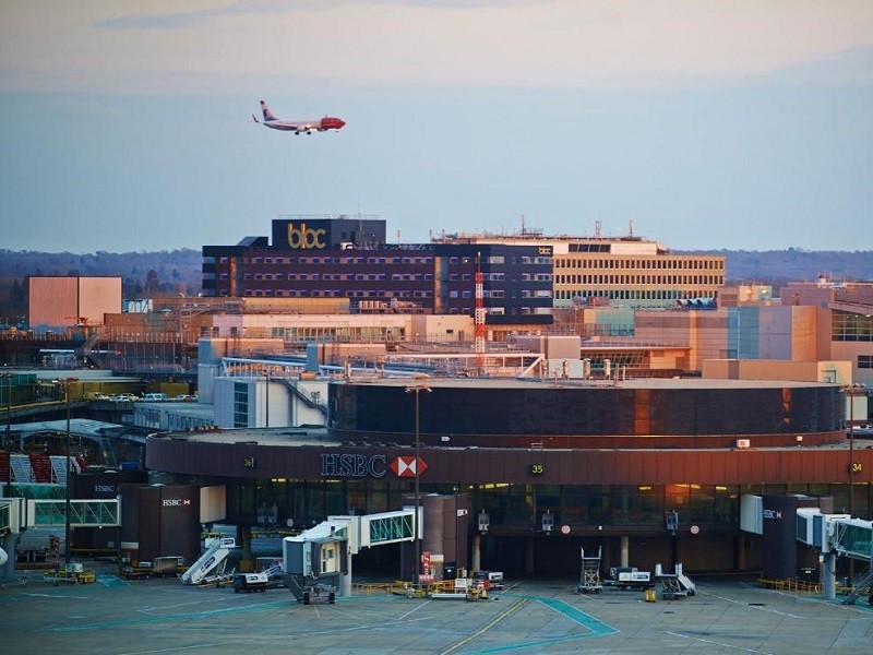 My Travelution - Travel Club - Bloc Hotel London Gatwick Airport