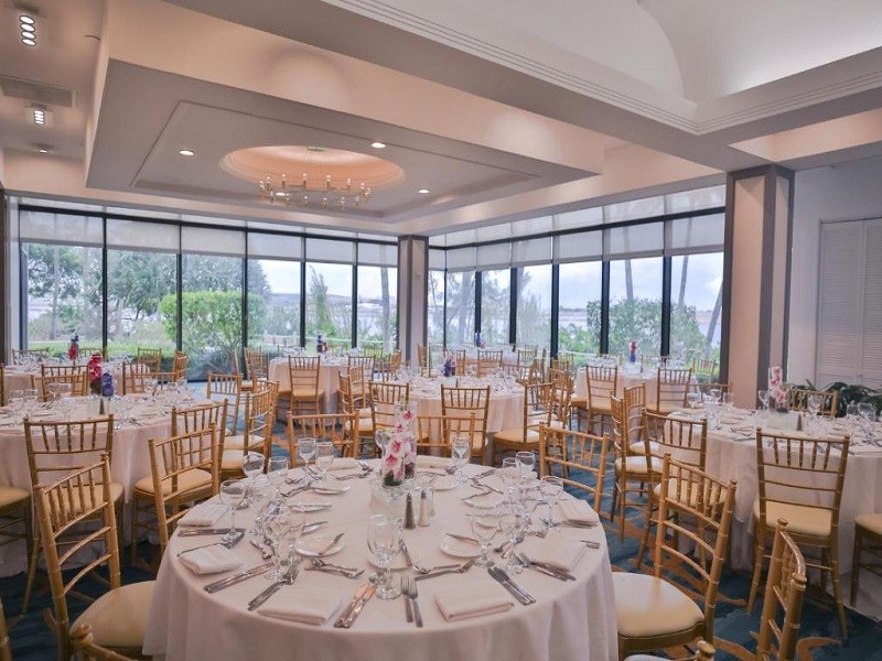 My Travelution - Travel Club - Hilton Miami Airport Blue Lagoon