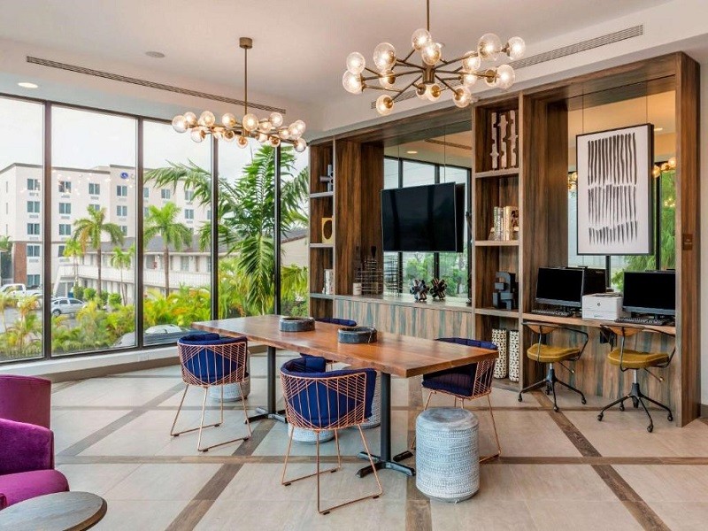 My Travelution - Travel Club - Comfort Inn & Suites Miami International Airport