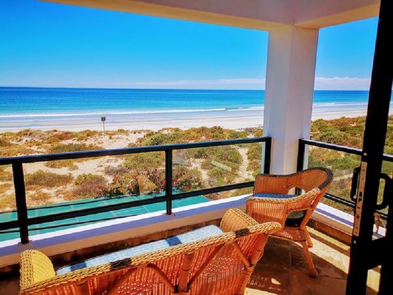 My Travelution - Travel Club - WeskusKuier - Bay Watch Beachfront Villa