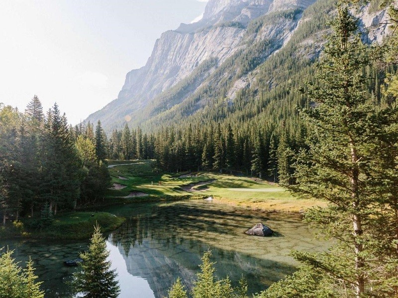 My Travelution - Travel Club - Fairmont Banff Springs
