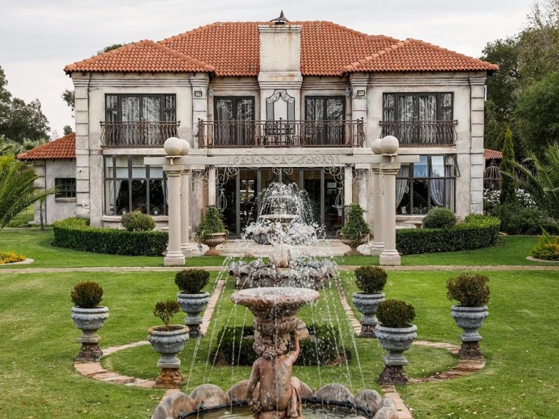 My Travelution - Travel Club - Tuscan Rose -  Bloemfontein