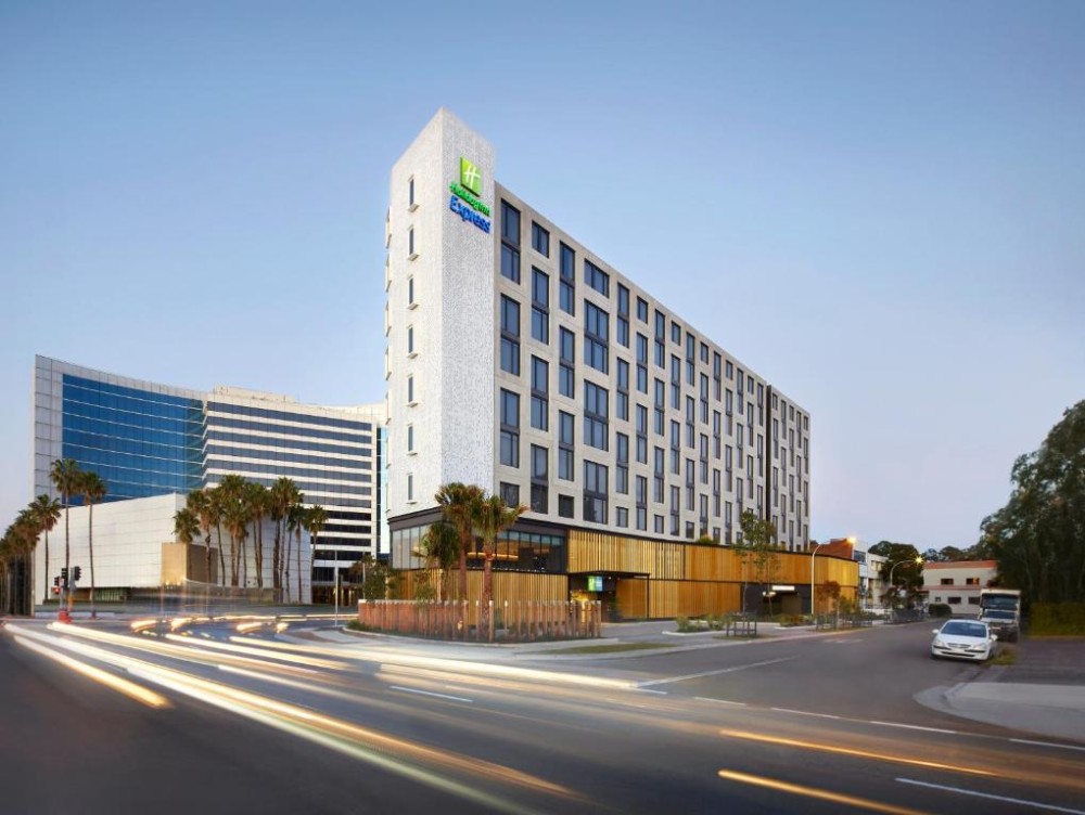 My Travelution - Travel Club - Holiday Inn Express Sydney Airport, an IHG Hotel