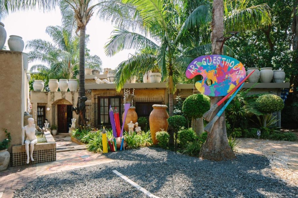 My Travelution - Travel Club - The Art Guesthouse