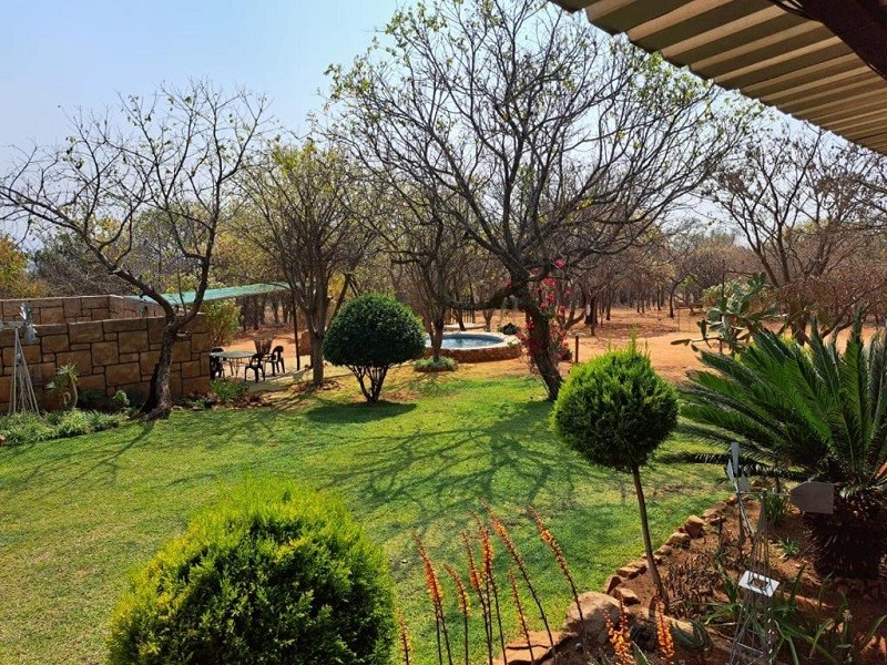 My Travelution - Travel Club - 5 Sleeper Bushcamp Chalet Hartbeespoort