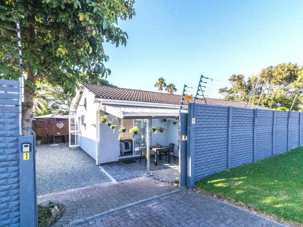 My Travelution - Travel Club - Cozy Cottages East London