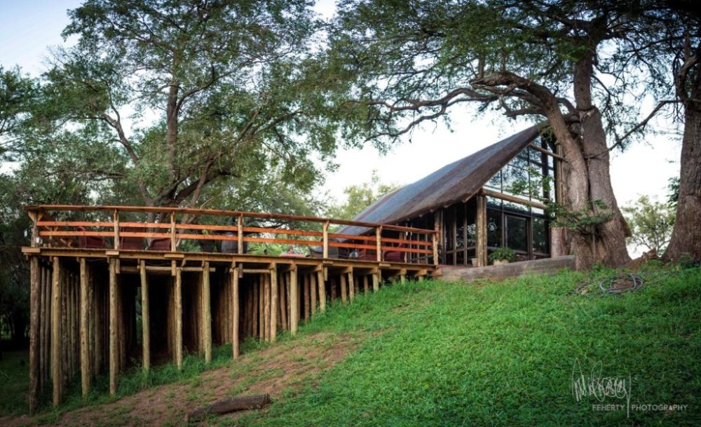 My Travelution - Travel Club - Rio Dos Elefantes River Camp