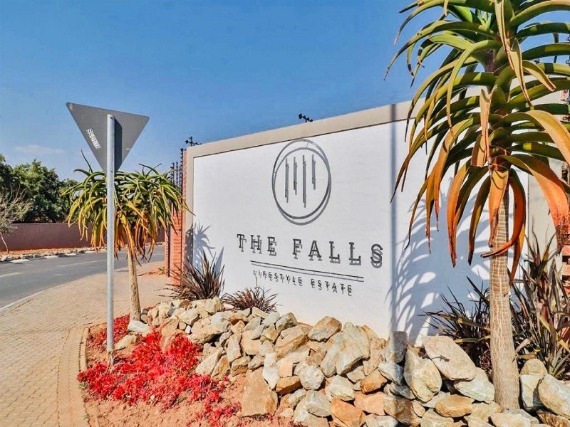 My Travelution - Travel Club - Lovely Apartment in Roodepoort