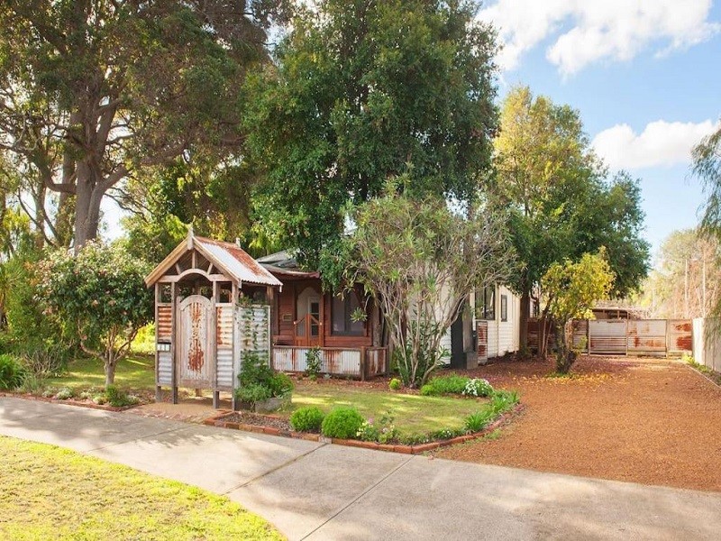 My Travelution - Travel Club - Heritage Cottage Margaret River
