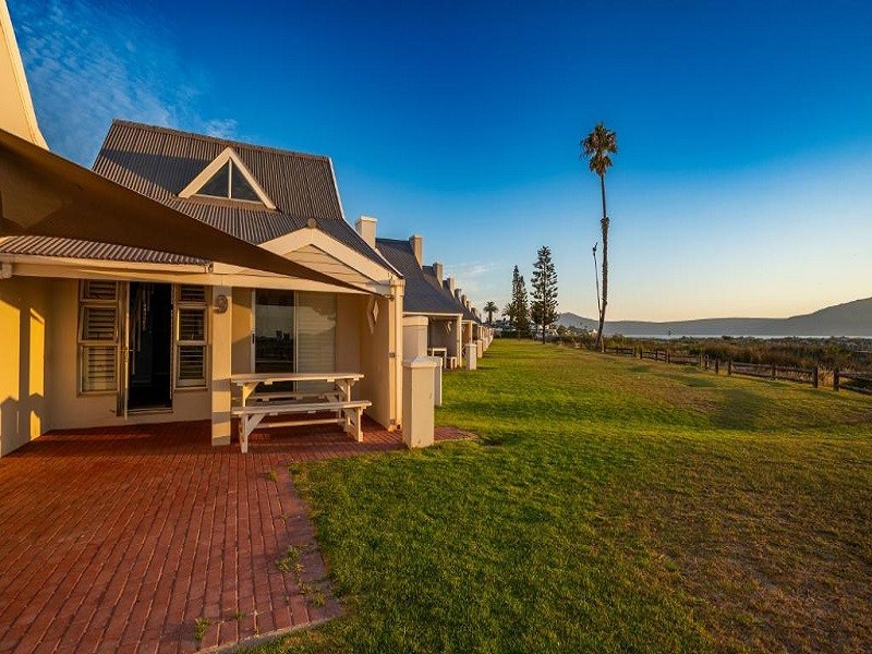 My Travelution - Travel Club - SeasTheDay Beach Front Holiday Home