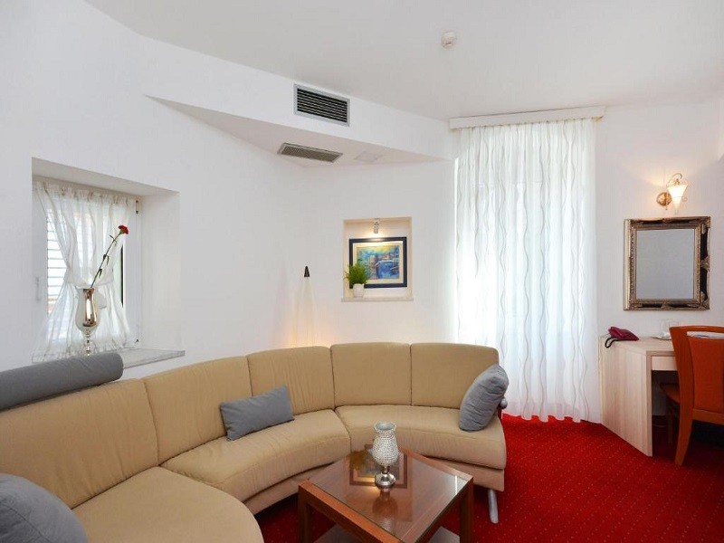 My Travelution - Travel Club - Hotel Adriana