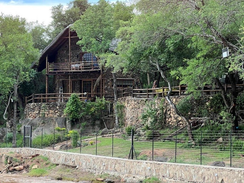 My Travelution - Travel Club - JakkalsDraai River Bush Lodge