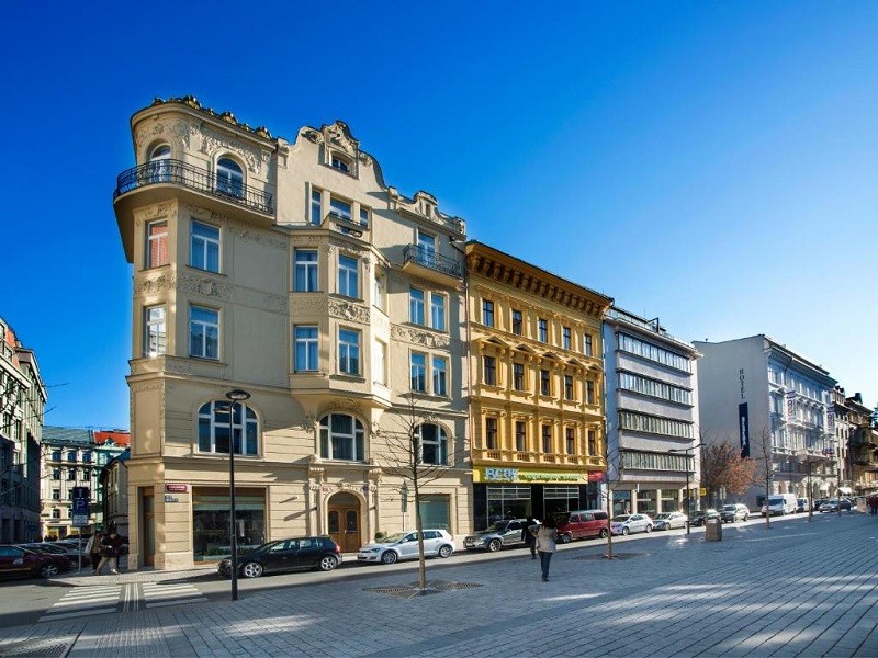 My Travelution - Travel Club - Hotel Golden Crown