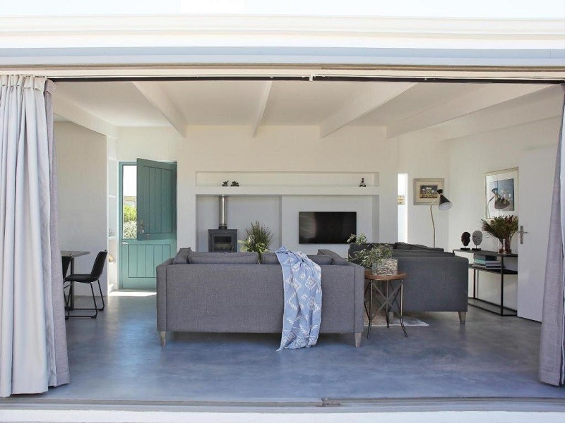 My Travelution - Travel Club - The Cottage Collection Paternoster
