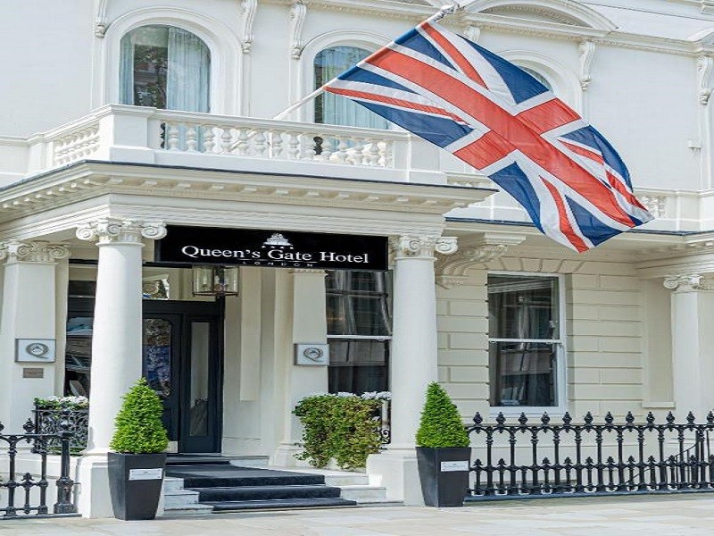 My Travelution - Travel Club - The Queens Gate Hotel