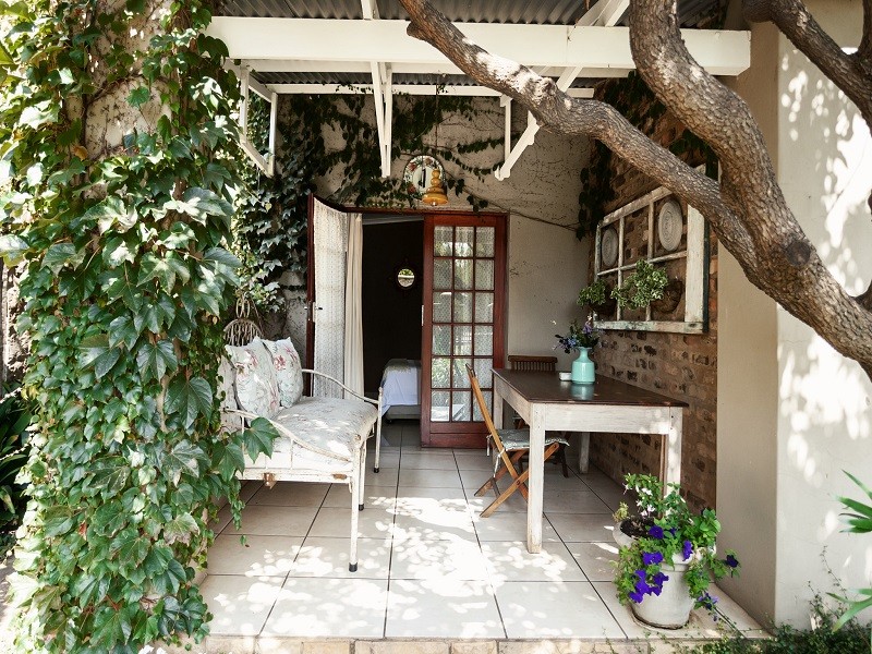My Travelution - Travel Club - Town and Country Guest House