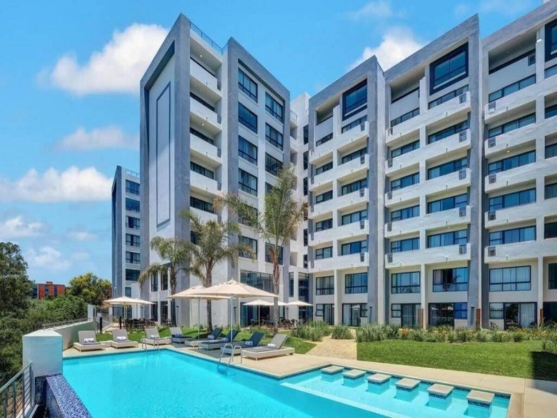 My Travelution - Travel Club - Menlyn apartment with ensuit Regency Hotel