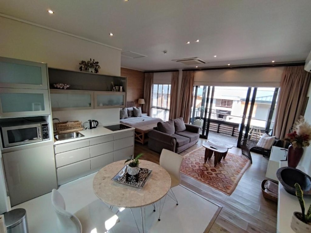 My Travelution - Travel Club - 210 Gallery Luxury Studio Apartment