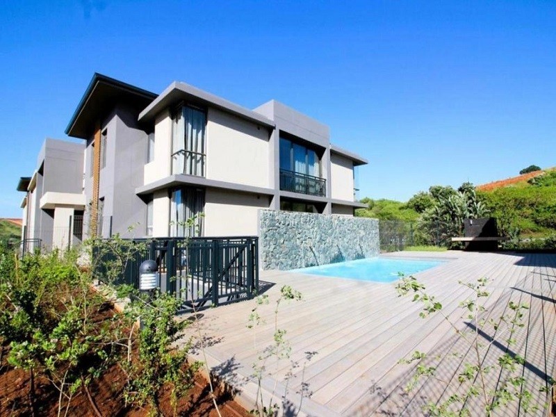 My Travelution - Travel Club - Zimbali Lakes Boulevard Edge