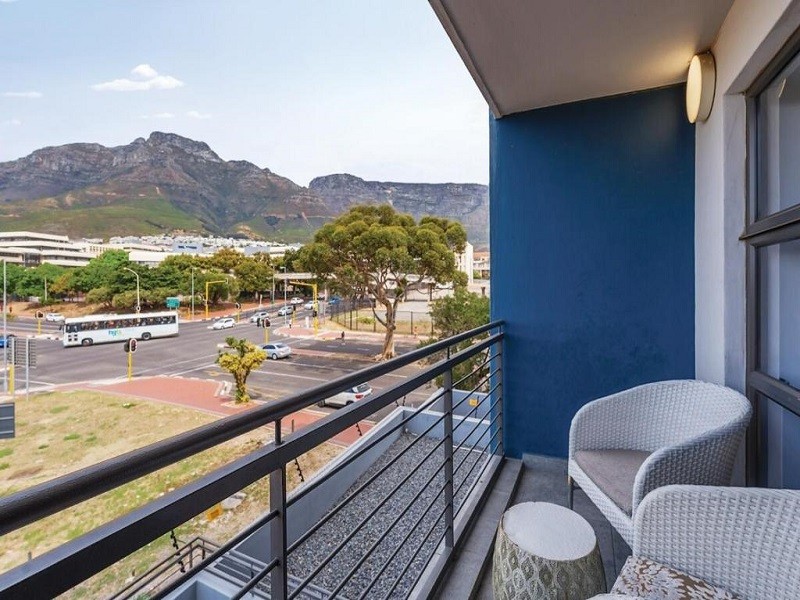 My Travelution - Travel Club - Castle Rock - Table Mountain View