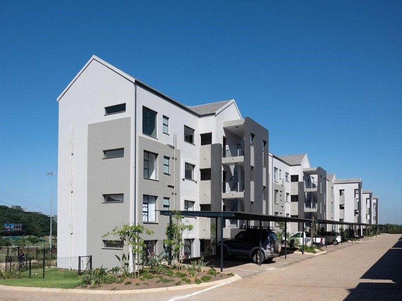 My Travelution - Travel Club - Upmarket Stunner in Ballito 360 with Inverter