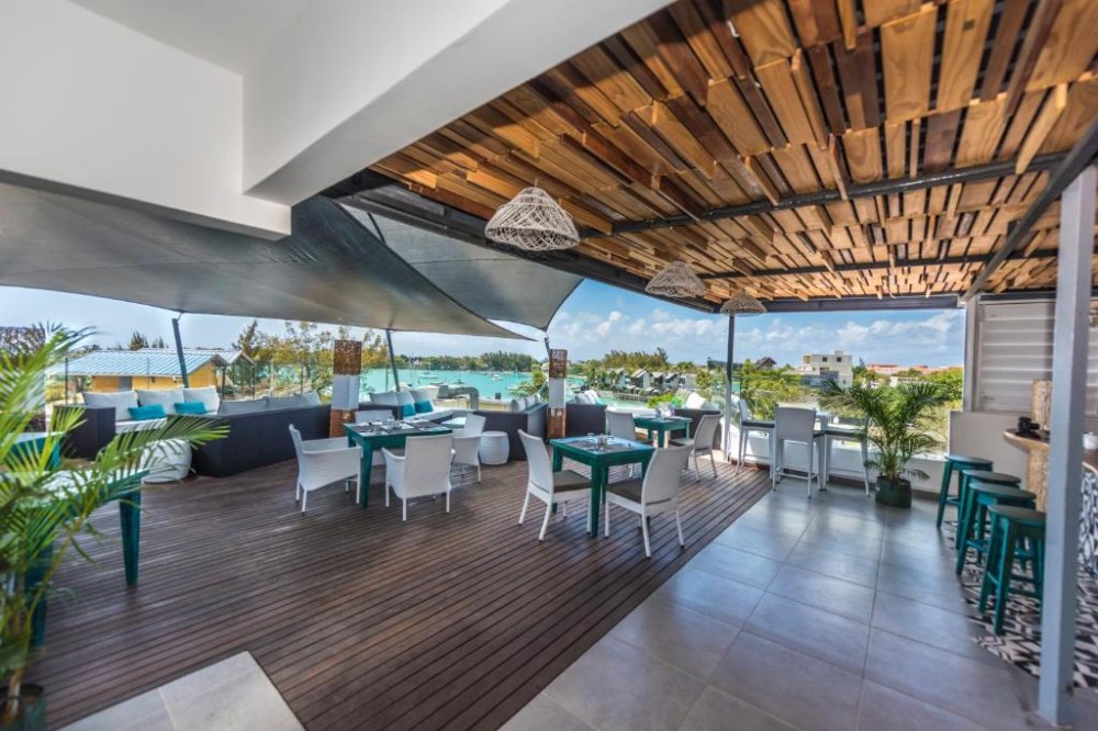 My Travelution - Travel Club - Azur Paradise Hotel & Rooftop Bar